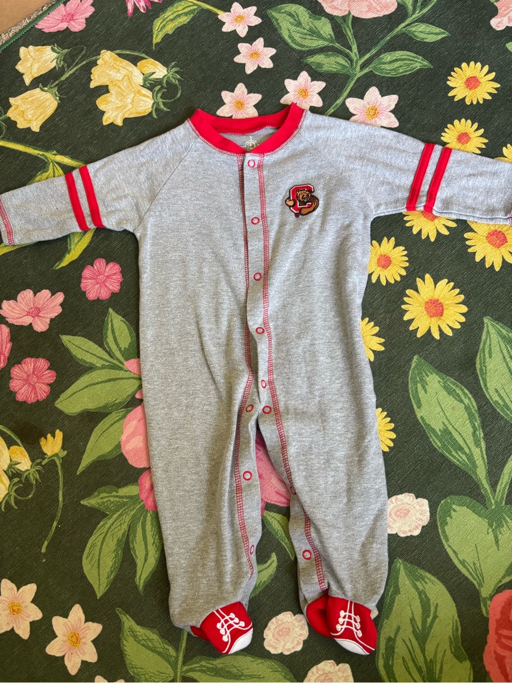 Cornell college sports pride baby onesie size 6-9 months